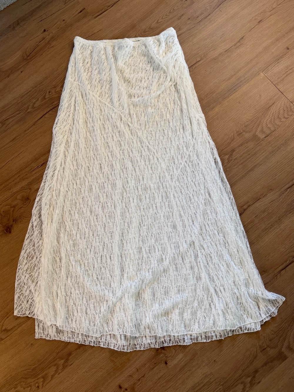 Dissh Belle White Lace Maxi Skirt